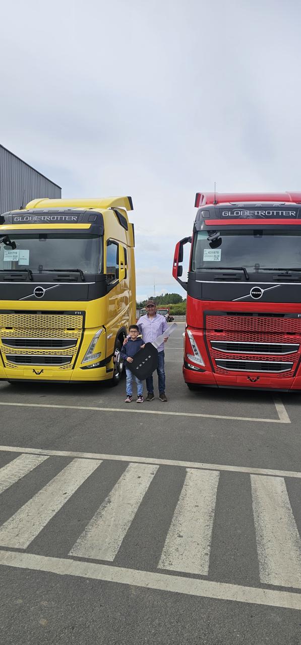 Nuevos tractocamiones Volvo FH Globetrotter incorporados a la flota de Transportes La Represa